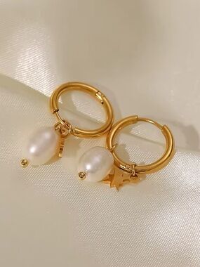 18K Gold Plated Freshwater Pearl Star Charm Hoop Earrings
